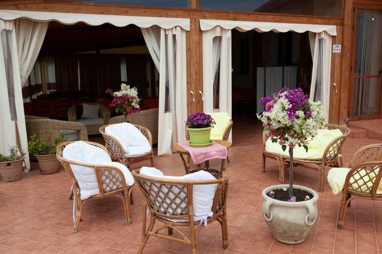 Agriturismo B&B Casteldoria Santa María Exterior foto